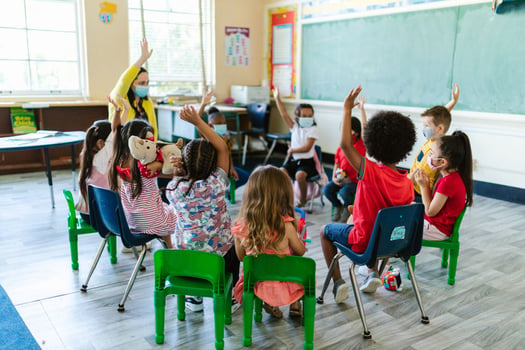 Construindo as bases para o debate sobre a educação no Brasil