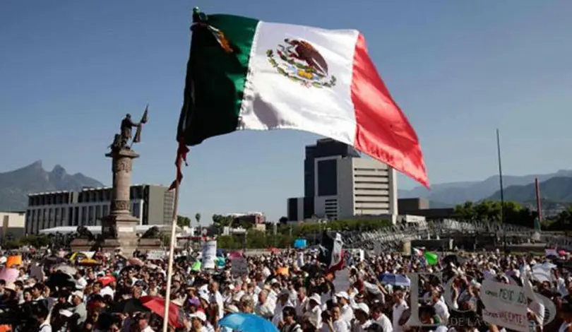 The Possible Mexicos Project and Associative Peace